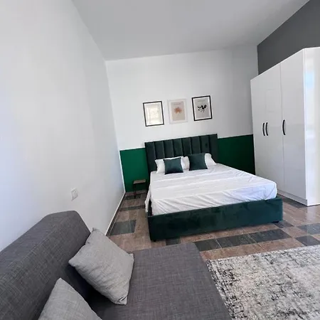 アパートホテル Cactus ドゥラス