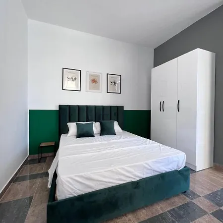 Cactus Hotel apartamentowy Durrës