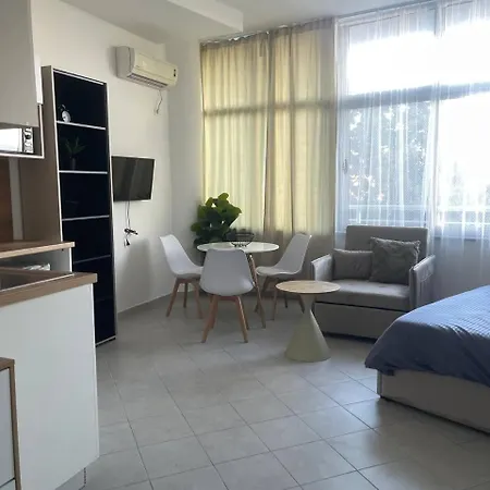 Cactus Aparthotel Durrës