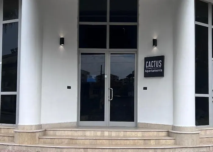 Cactus Lejlighedshotel 3*