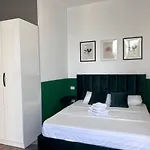 Cactus מלון דירות 3*
